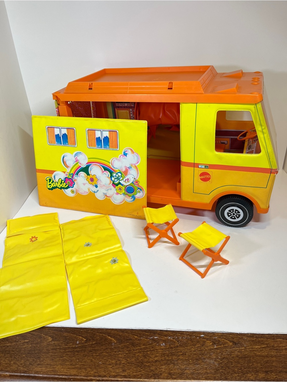 Vintage 1970 Barbie Country Camper Van Bus RV Motorhome Hippie Doll Orange